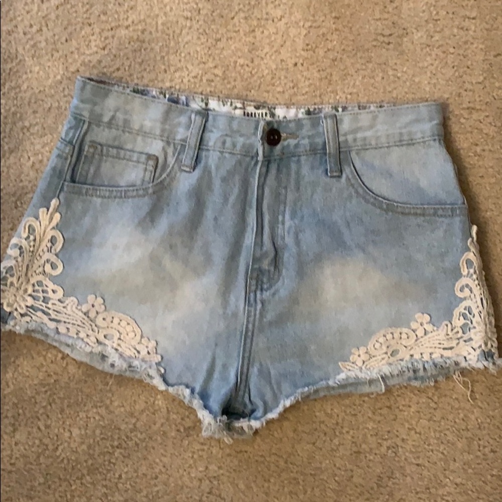 💥2 For$10💥 Forever 21 shorts - Picture 1 of 3